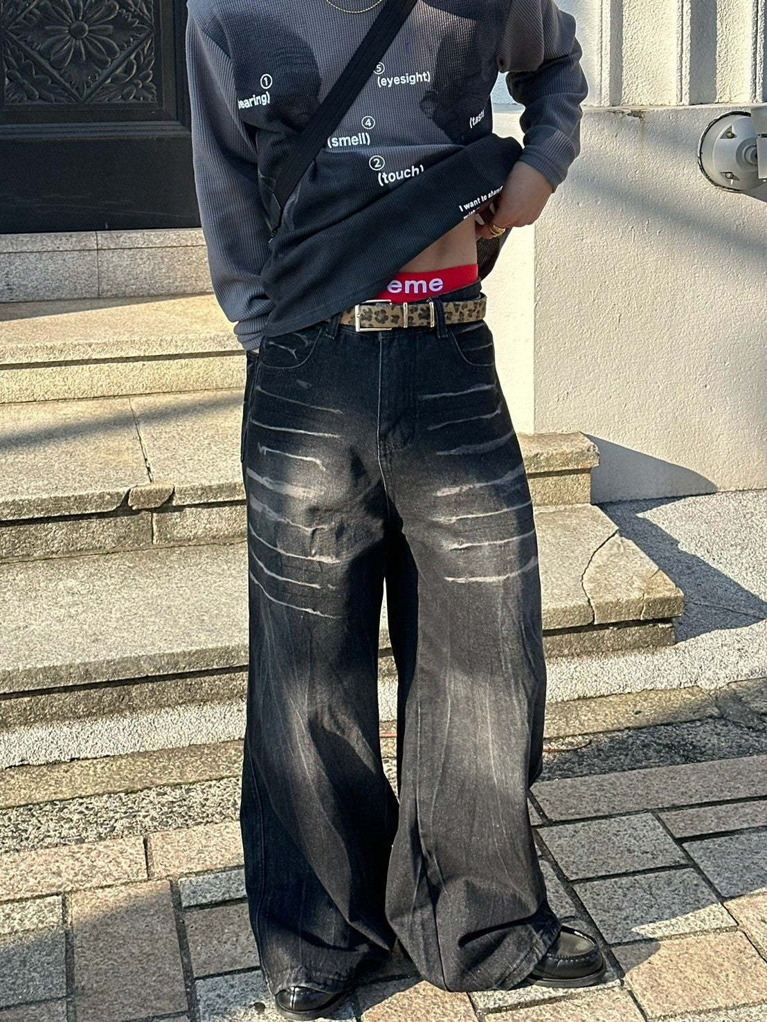 ウォッシュダメージデニムパンツ SK0033