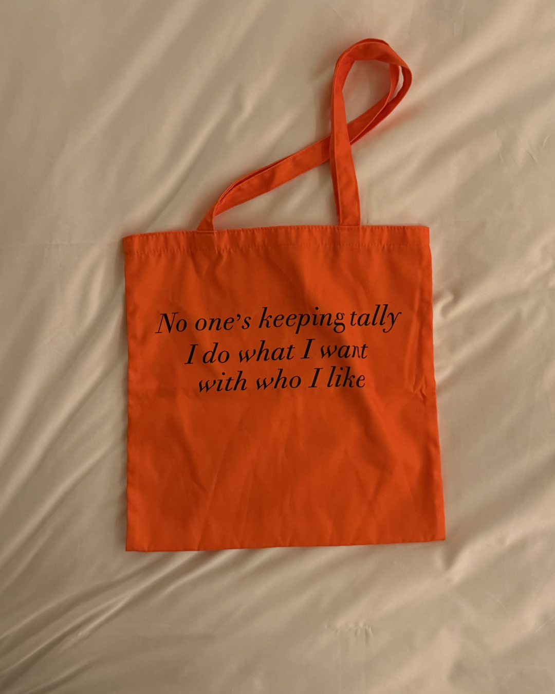 カラーロゴトートバッグ
AA0095