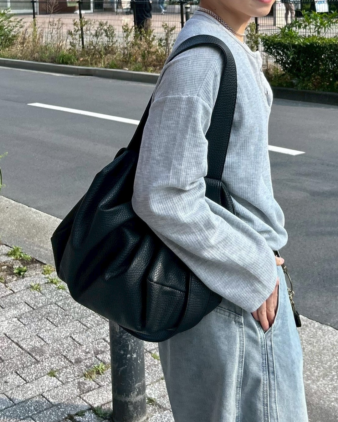 ビッグレザーショルダーバッグ AS0079