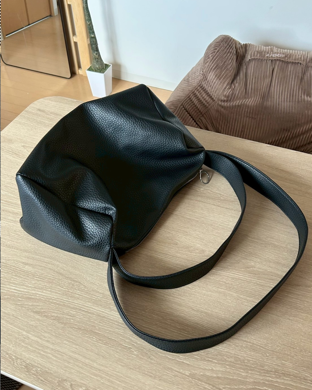 ビッグレザーショルダーバッグ AS0079