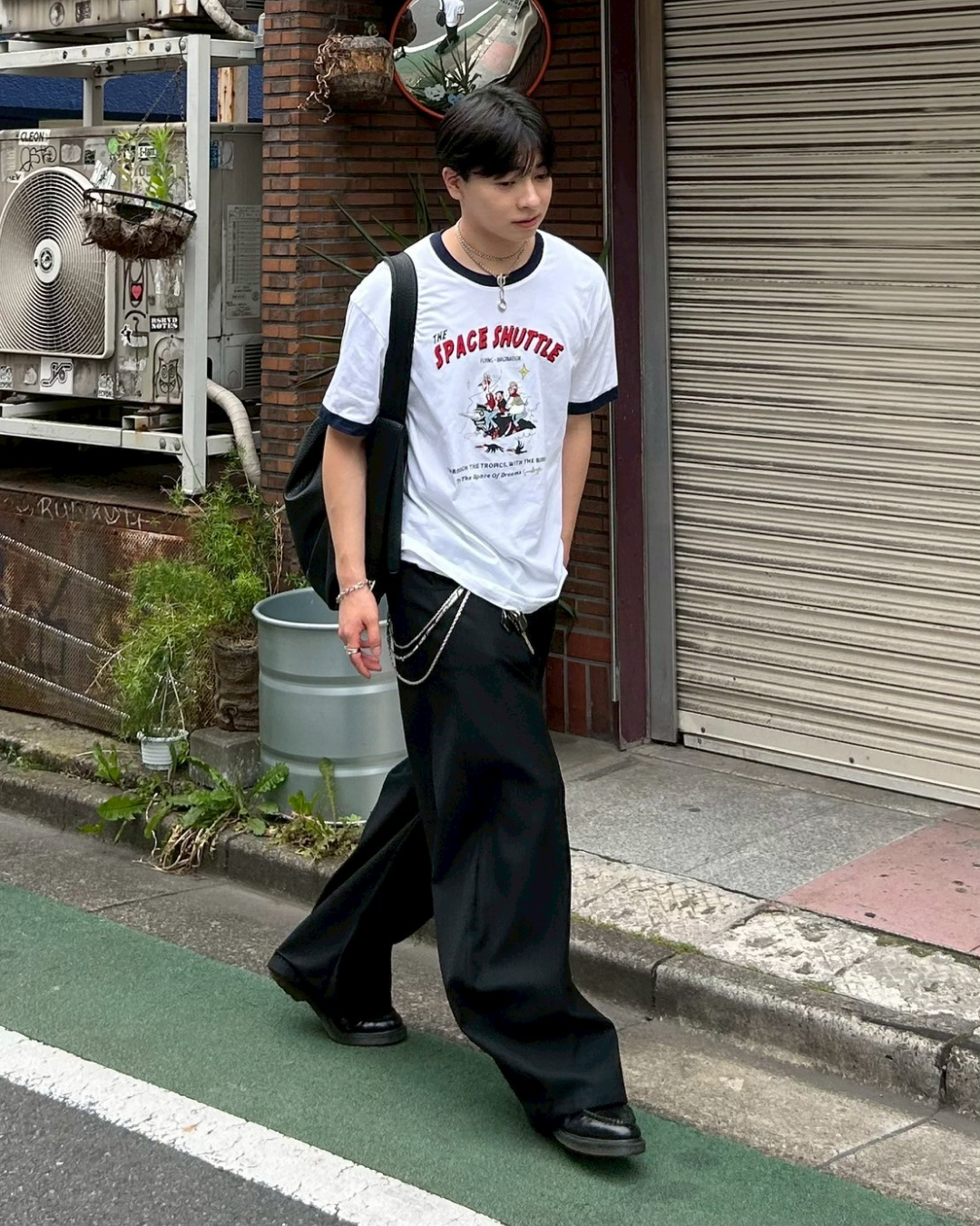 ロゴプリントリンガーTシャツ AS0102