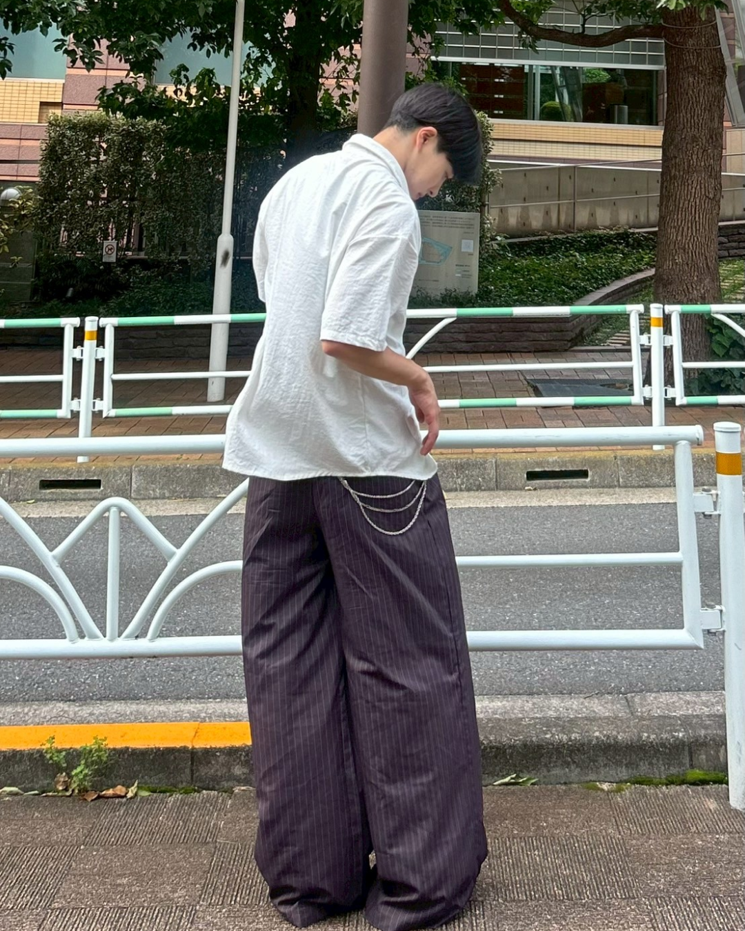 オーバーサイズホワイトレギュラーカラーシャツ AS0197