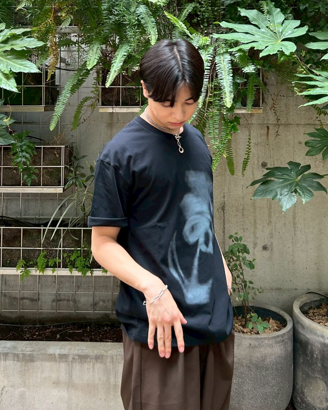 ムービングフラワープリントTシャツ AS0218