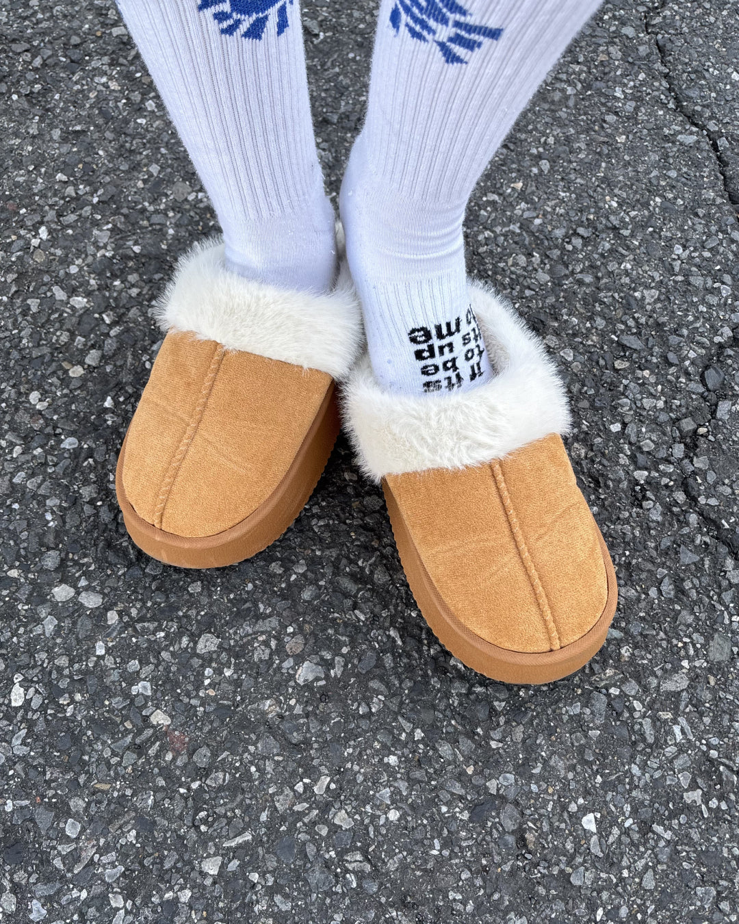 厚底ムートンスリッポン
AW1192