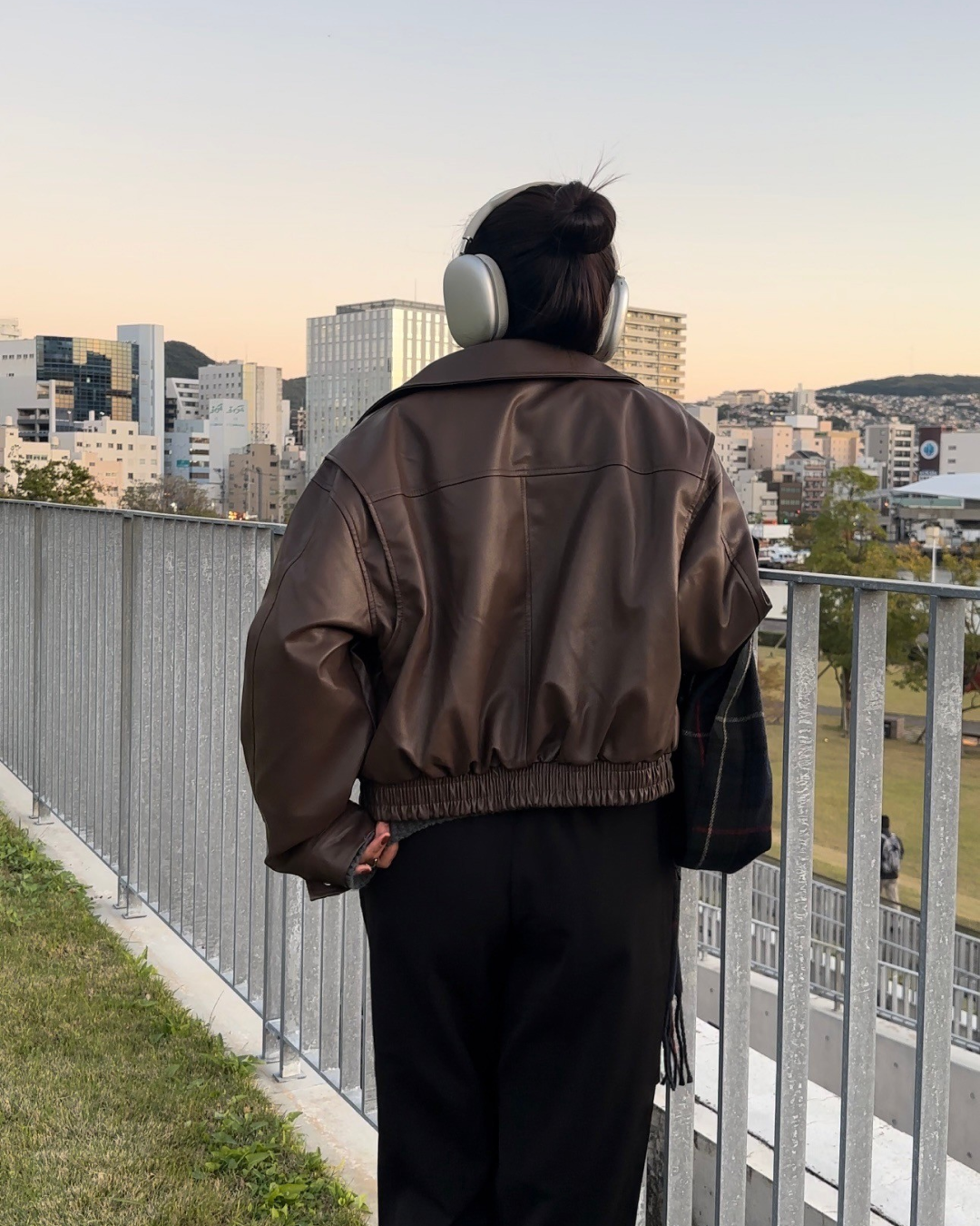 ブラウンショートレザージャケット AY0106