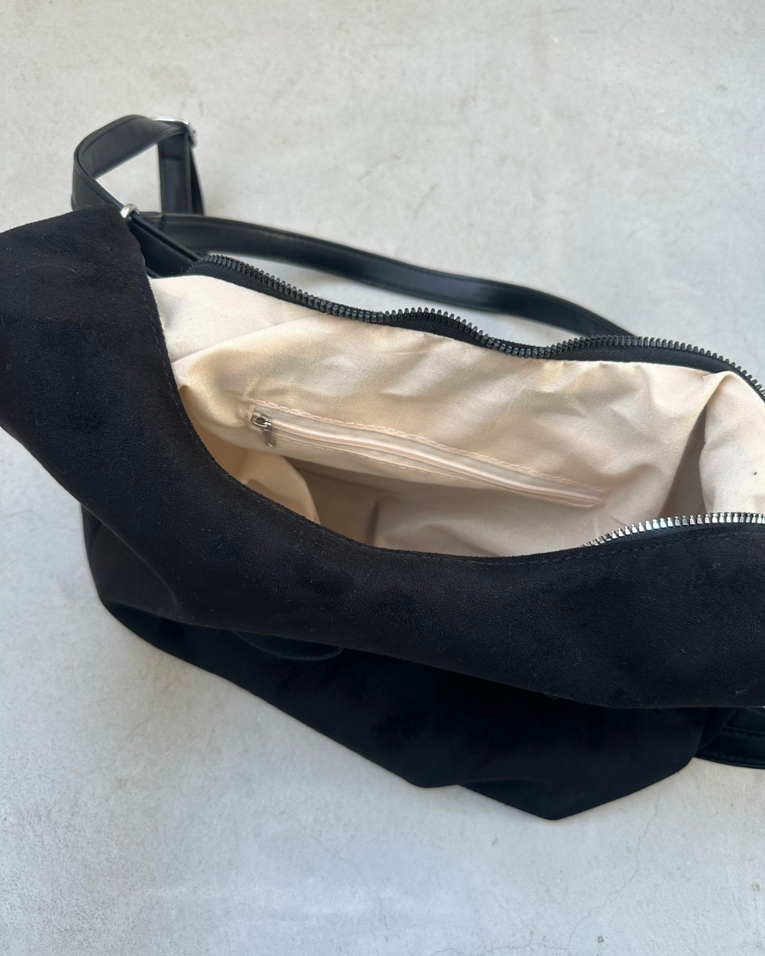 【即納】マルチショルダーバック AY0138