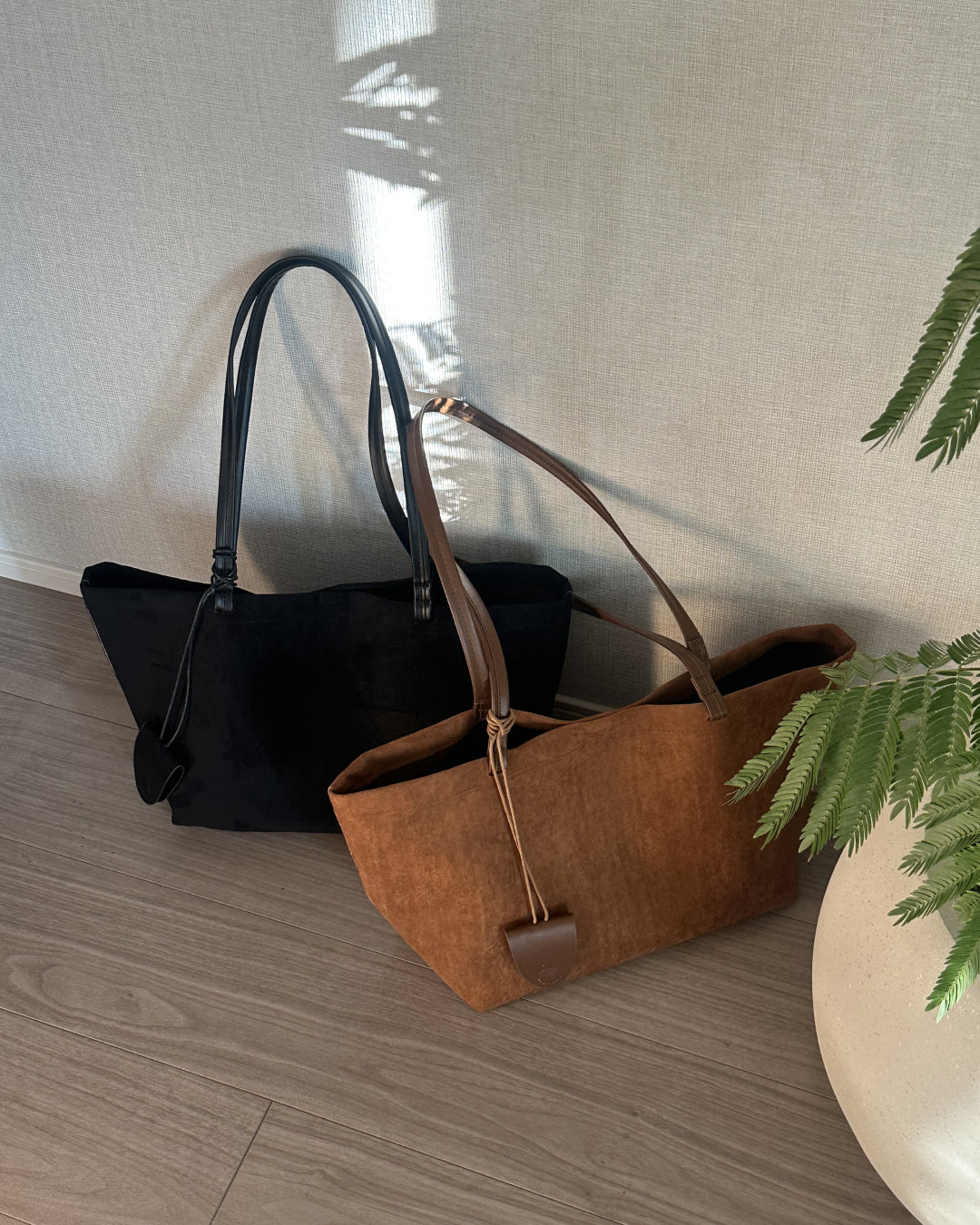 ポーチ付きスウェードトートバッグ AY1158