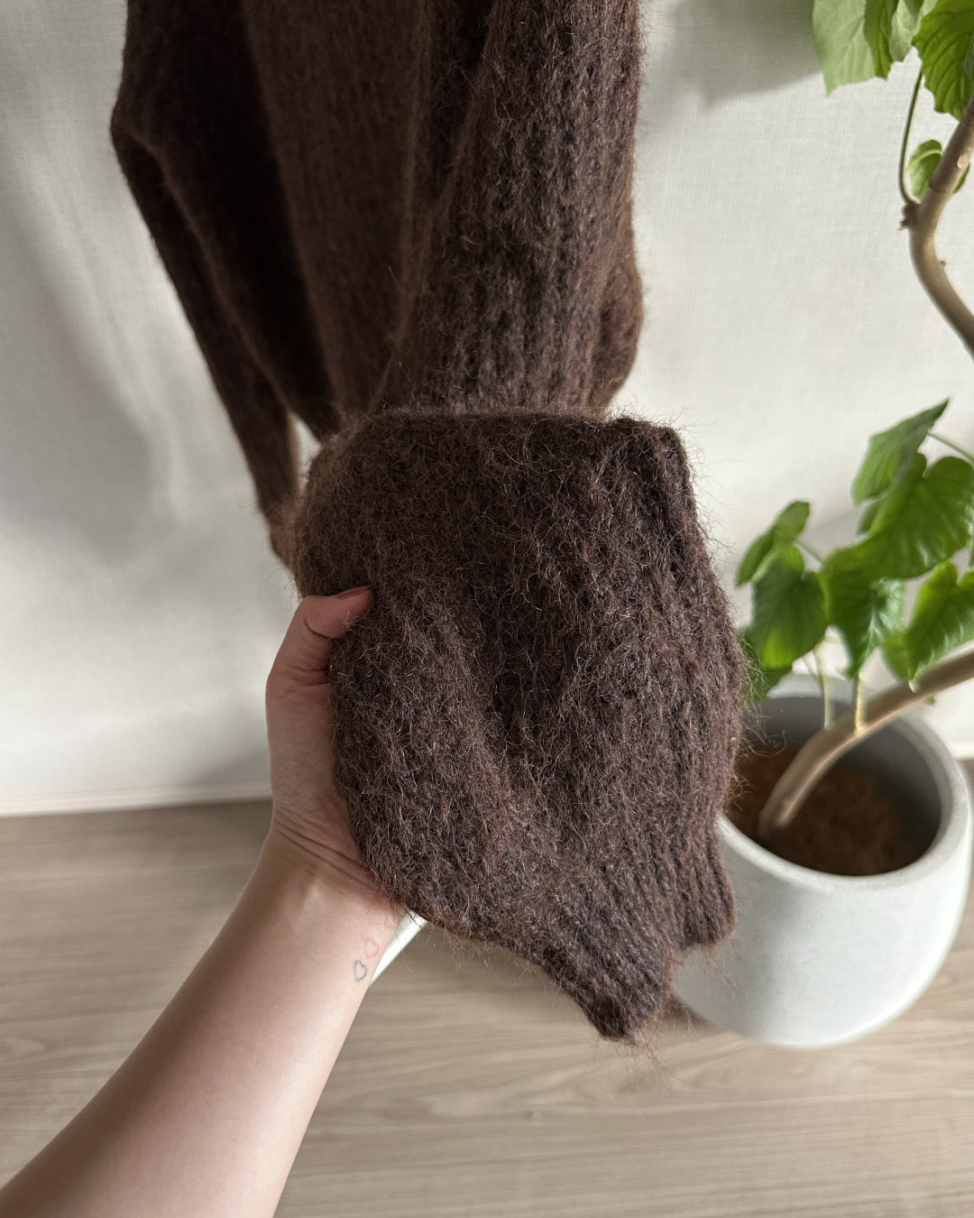 【即納】ローゲージオフショルニット AY5011