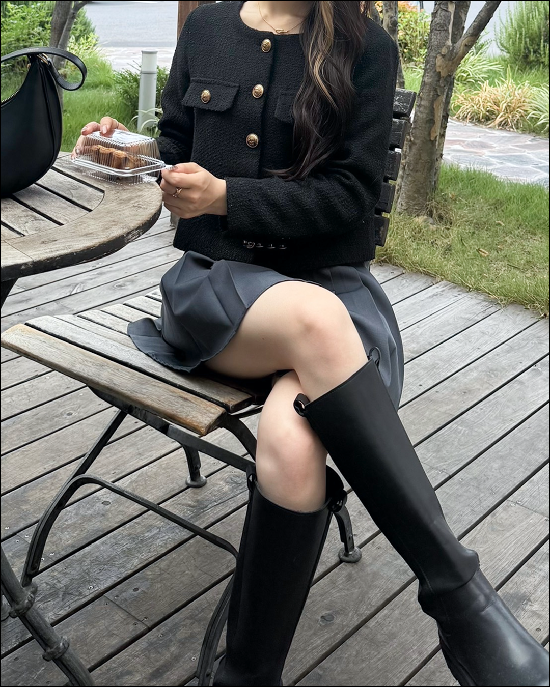 Black tweed jacket B0004