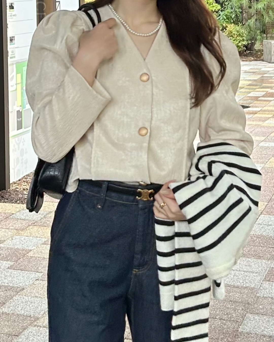 Chiffon V-neck blouse B0037