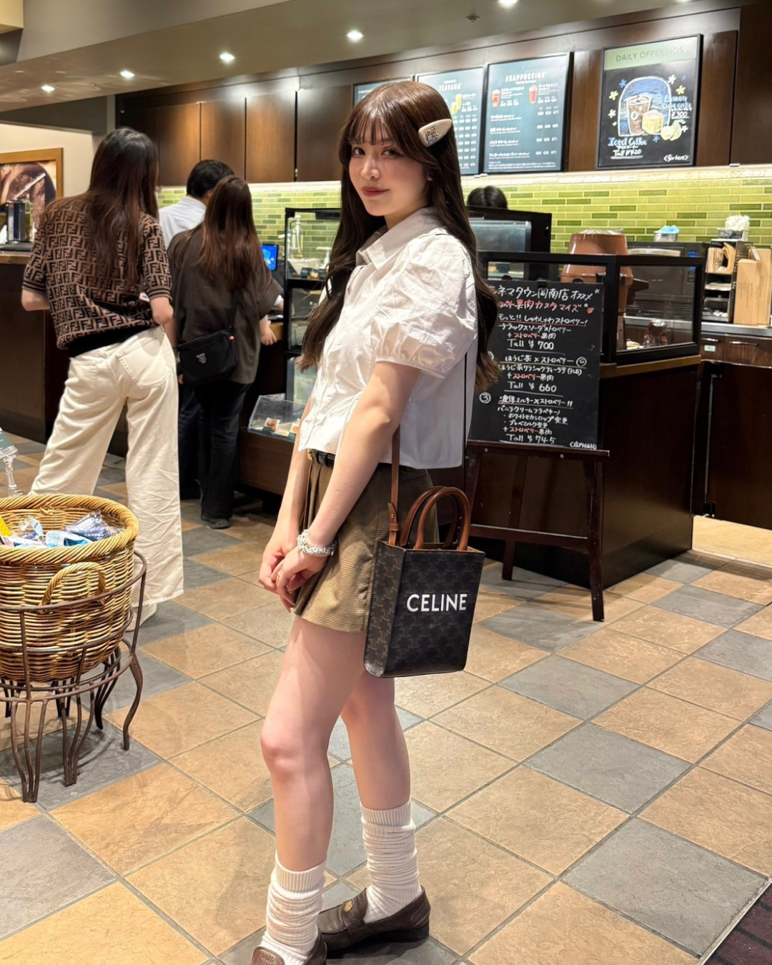リボンタイフレンチブラウス B2043