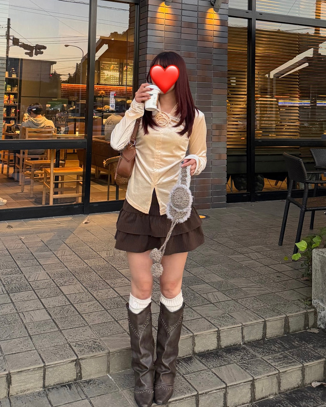 ローズコサージュ付きベロアブラウス BB0351