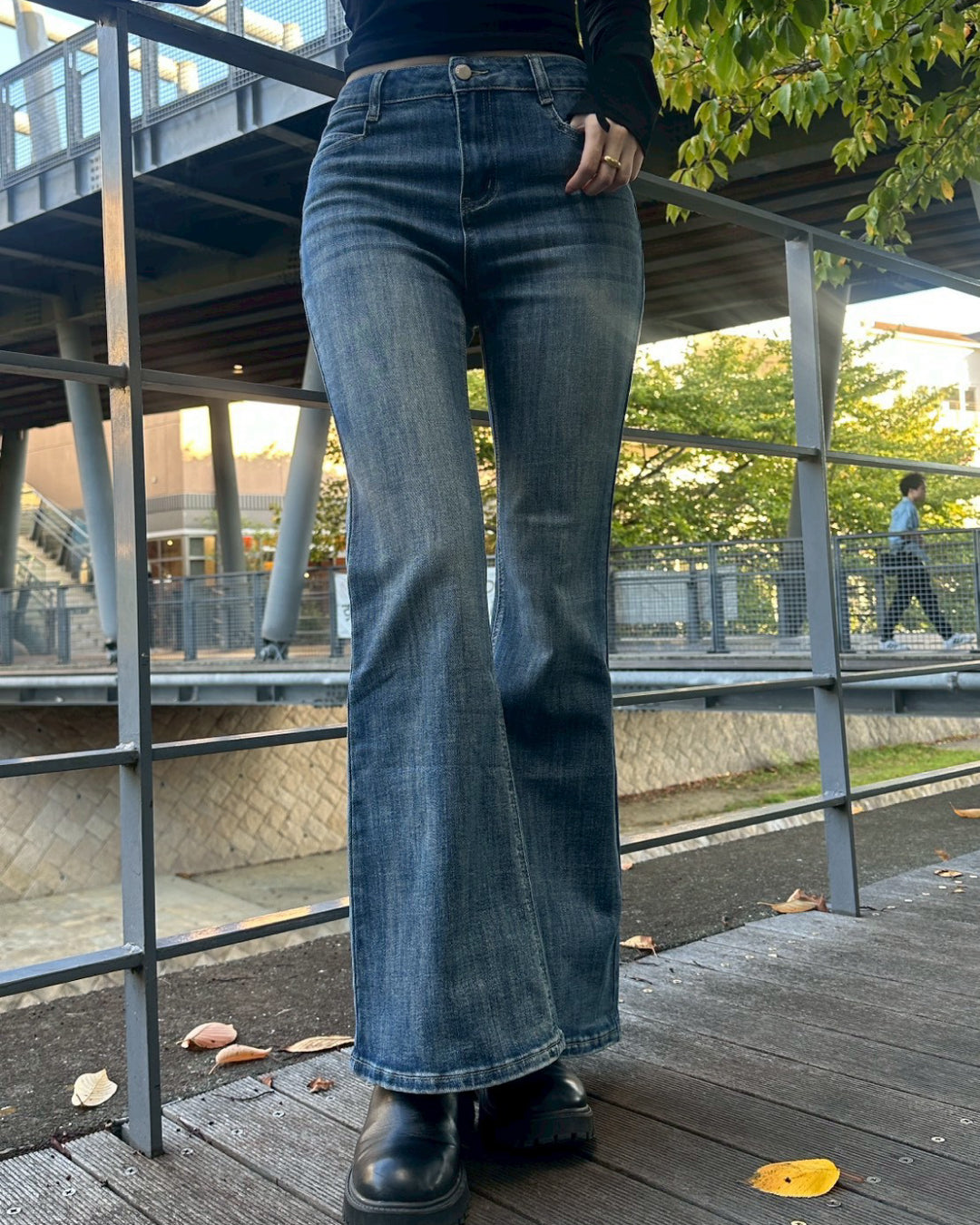 ブーツカットデニムパンツ BM0115