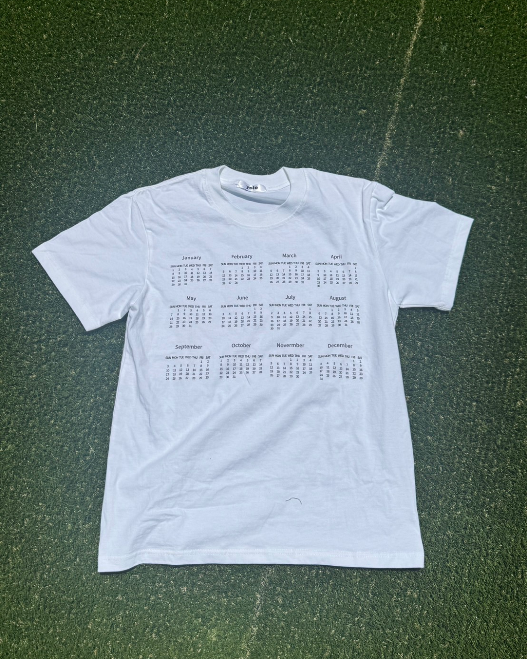 カレンダープリントコットンTシャツ C0040