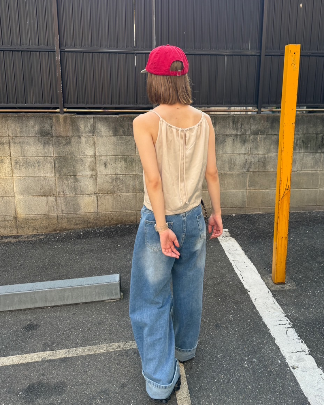 デザイン吊りネックノースリーブトップス C0050
