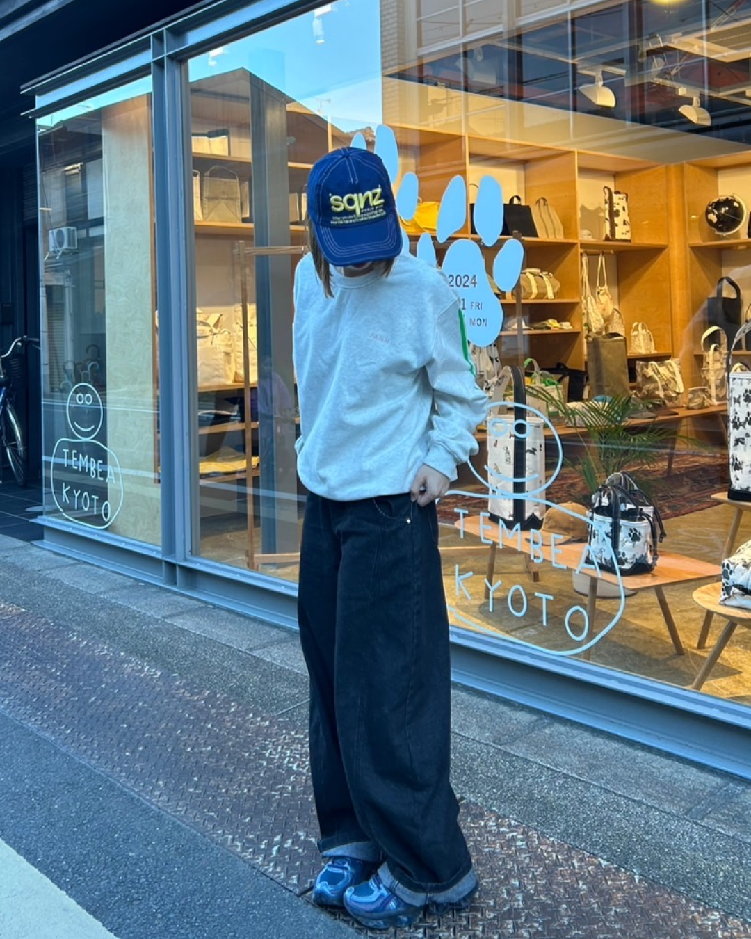 ラインワイドブラックデニムパンツ C0086