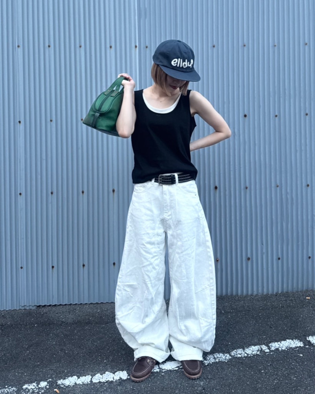 ホワイトデニムバギーパンツ
C1014