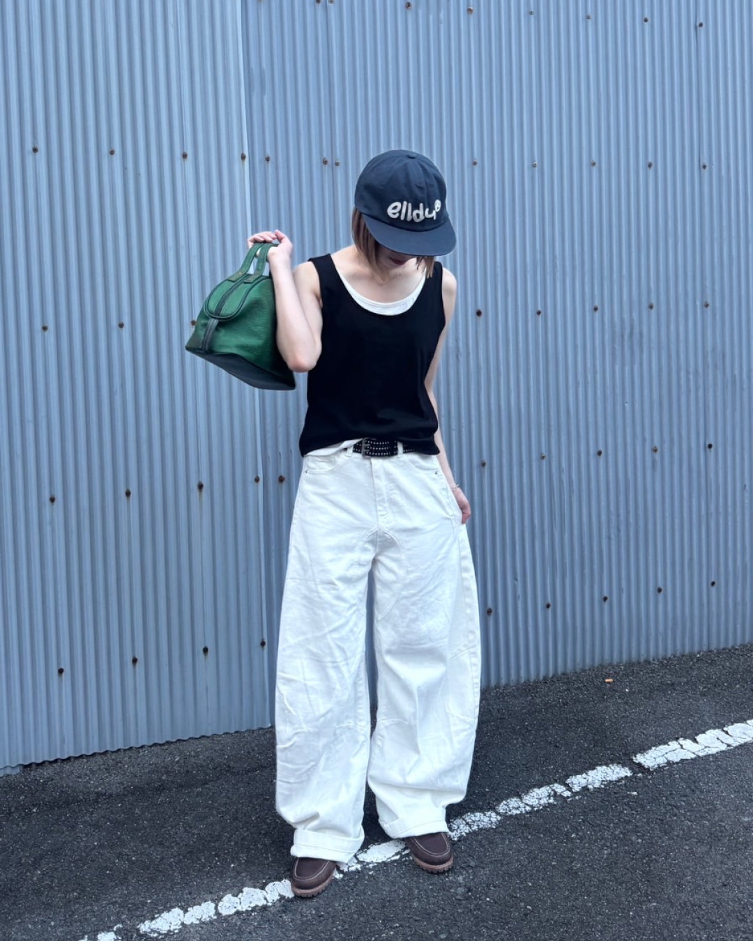 ホワイトデニムバギーパンツ
C1014