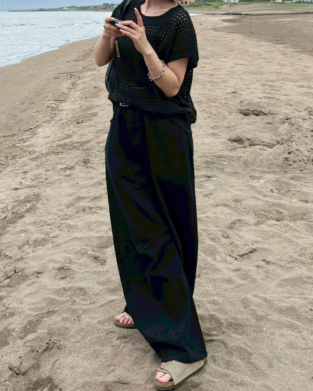 ワイドレッグブラックデニムパンツ
CH0146