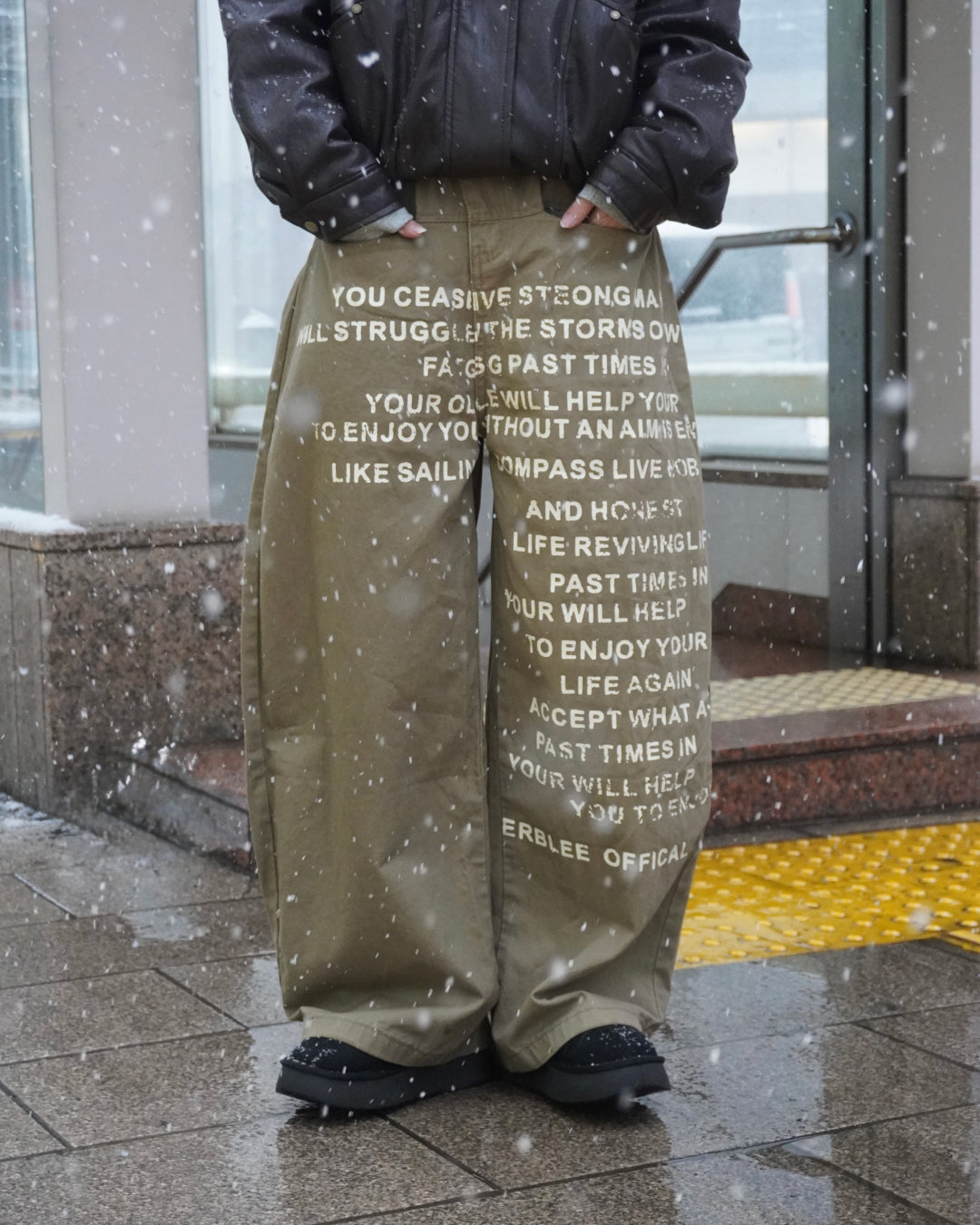 レンダリングカーブパンツ CH0261 – YOLO（ヨロ）｜ファッション通販