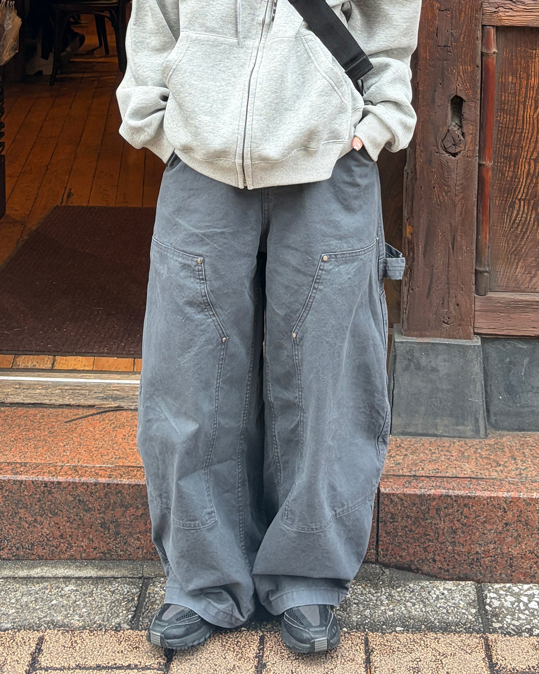 ダブルニースタッズワイドパンツ CH2042