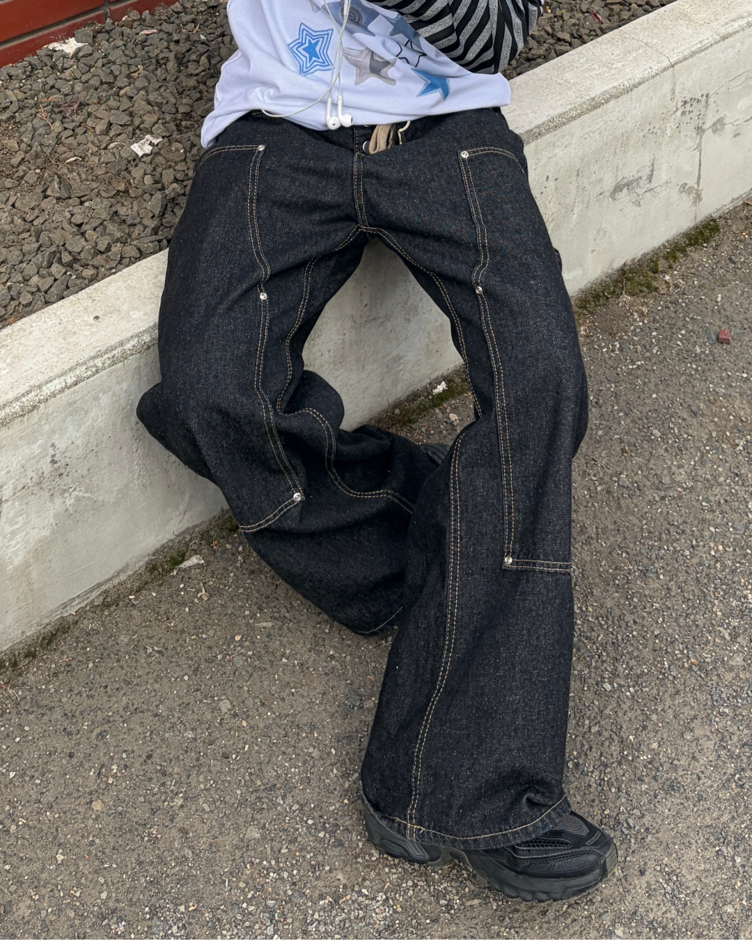 【即納】ステッチラインボタンフライカーブデニムパンツCH0245