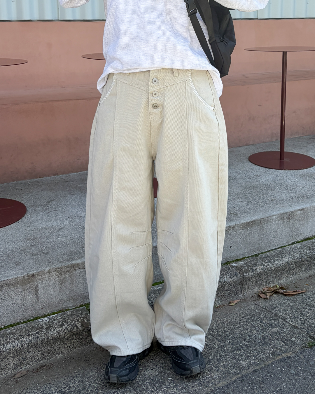 ボタンフライカーブデニムパンツ CH2103