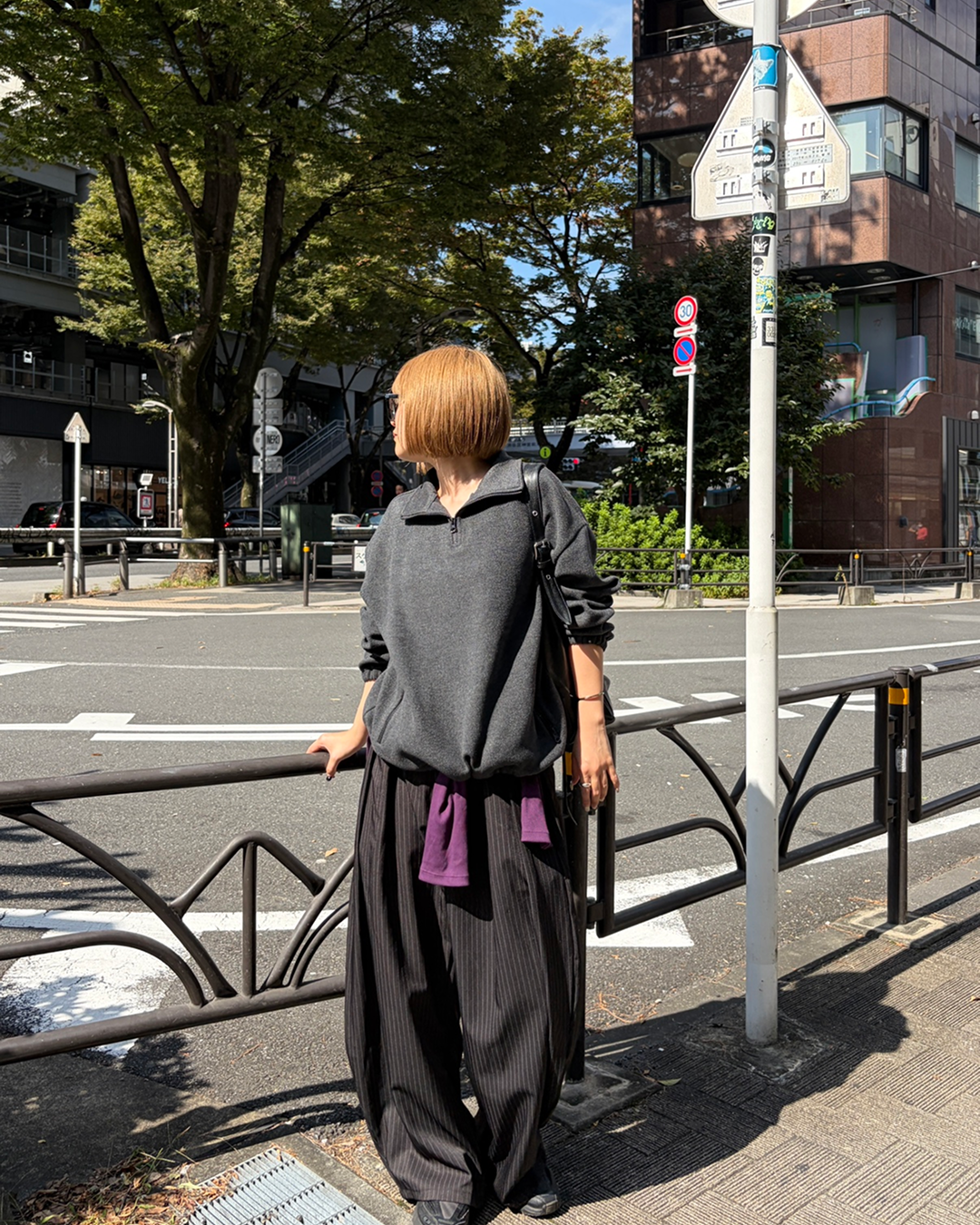 【即納】フックデザインツータックストライプスラックス CH2249