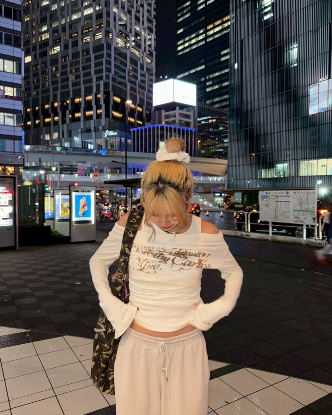 レトロプリントワンショルダーTシャツ GM0037