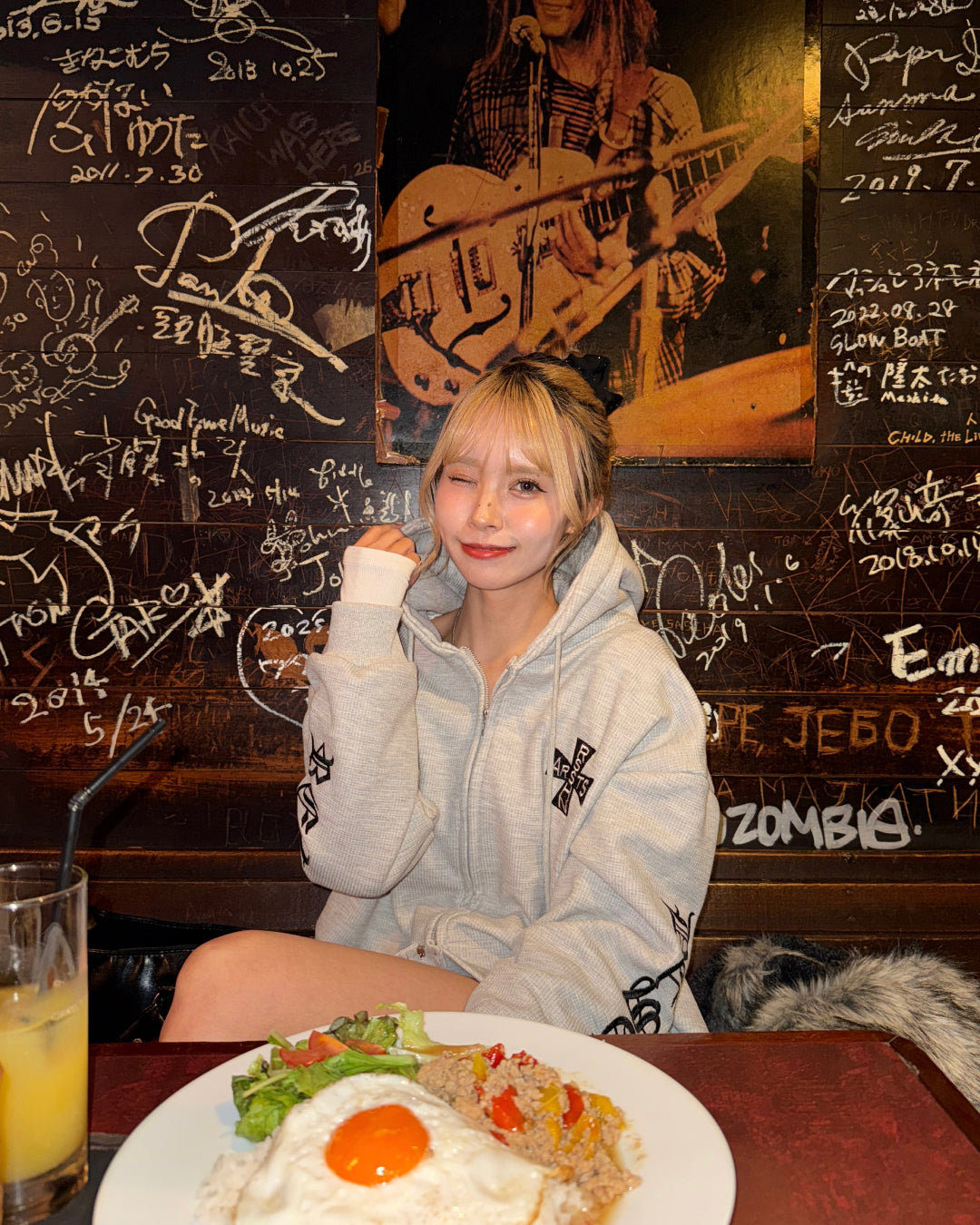 スリーブデザインオーバーサイズフードパーカー
GM0113