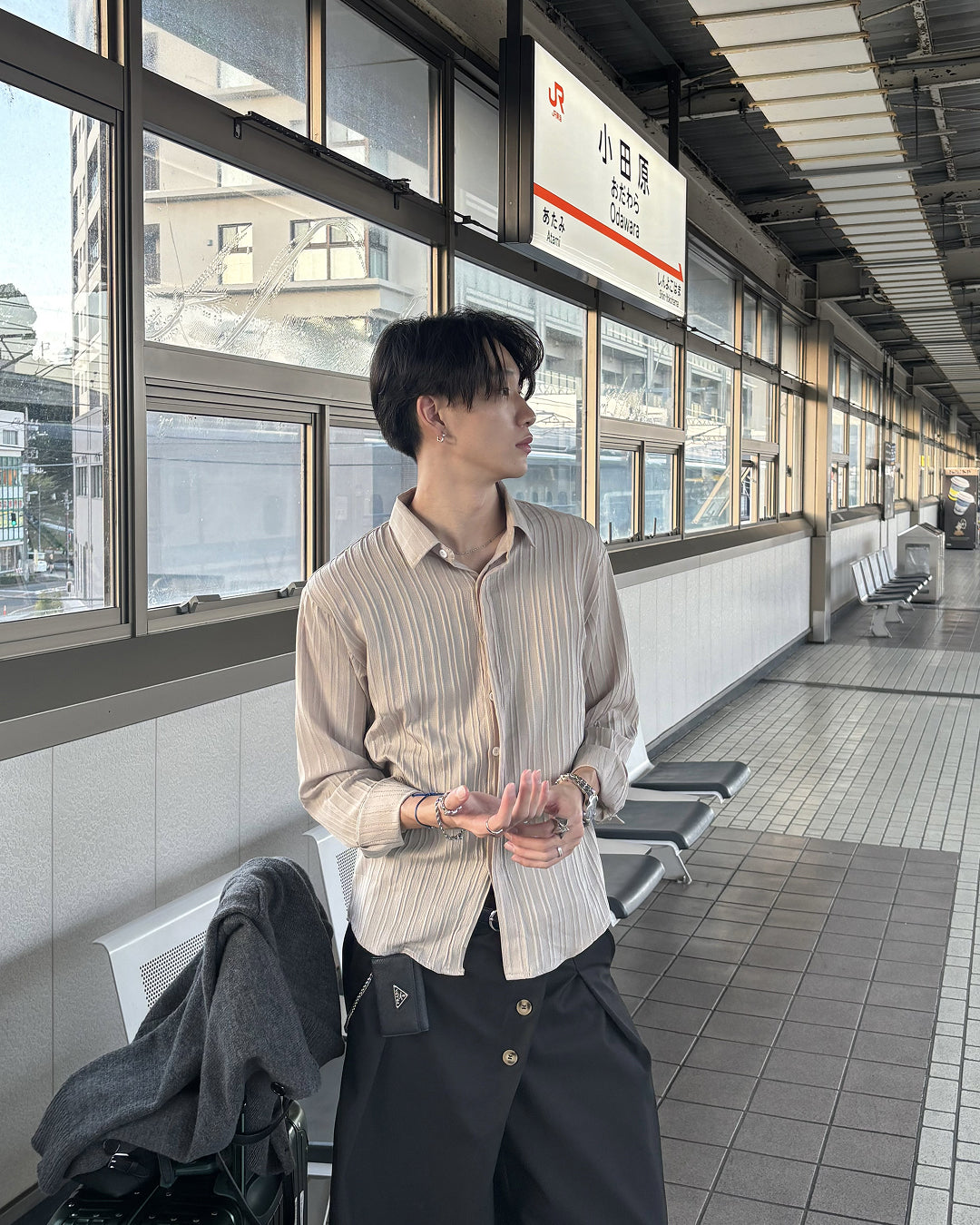 カジュアルドレープシャツ HS0358