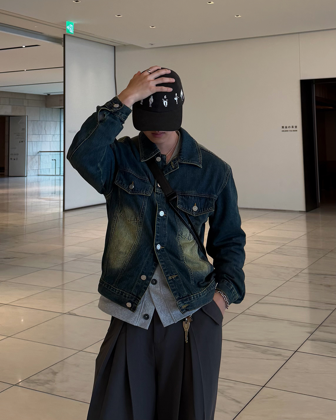 レトロアメリカンウォッシュ加工デニムジャケット
HT0027