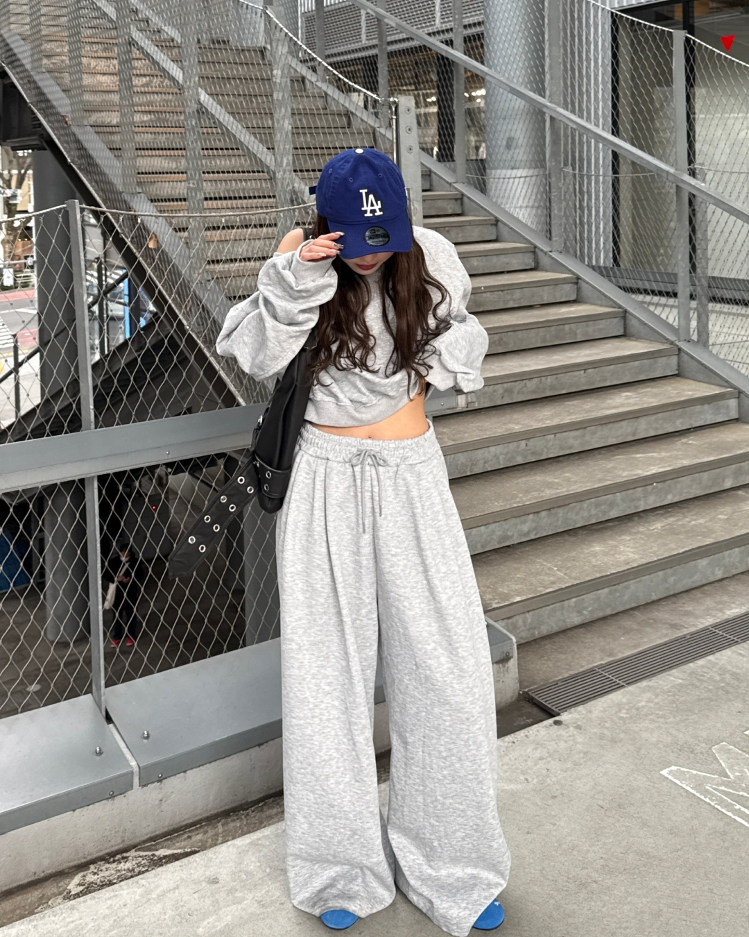 オフショルダースウェットセットアップ HZ0060