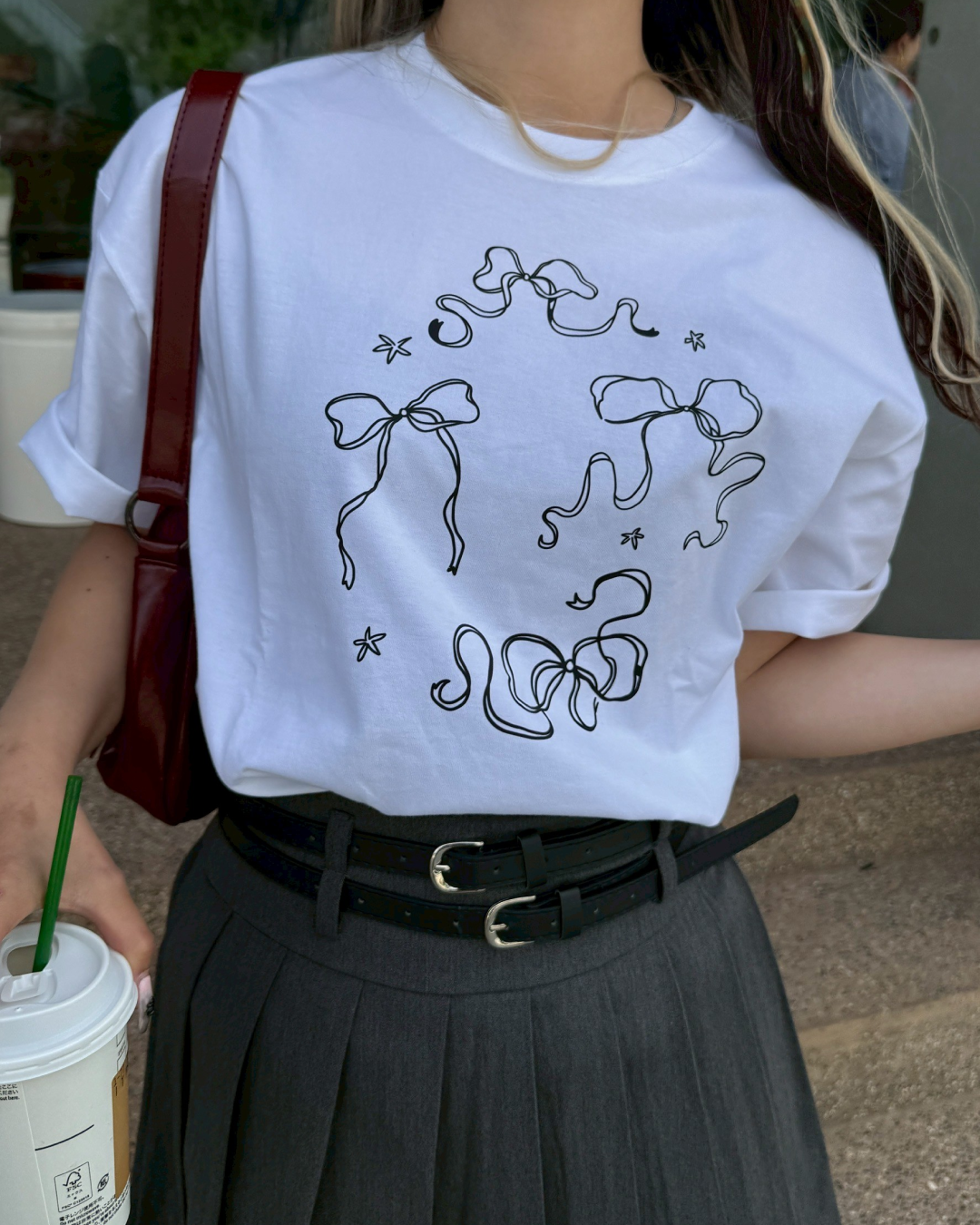 リボンモチーフプリントTシャツ HZ1006