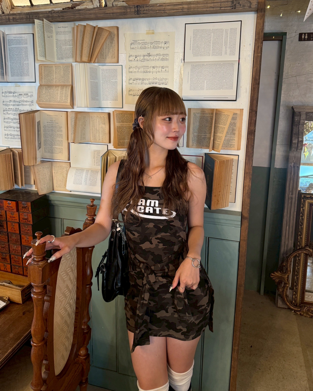 フェイクレイヤー迷彩キャミワンピース
HZ2073