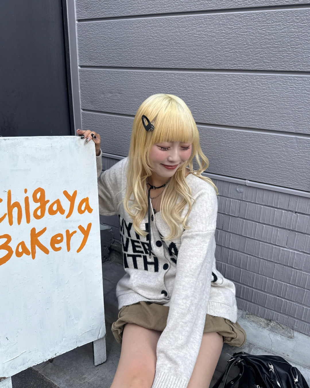 ロゴニットバイカラーカーディガン HZ3001