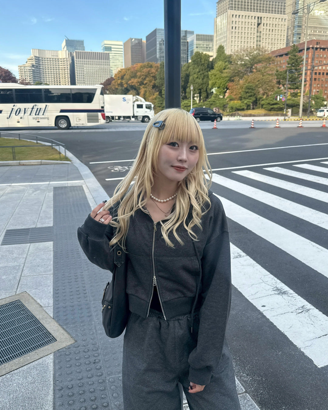 【11/25 19:00販売開始 オリジナル 即納】ラメストーンパーカー HZ6000