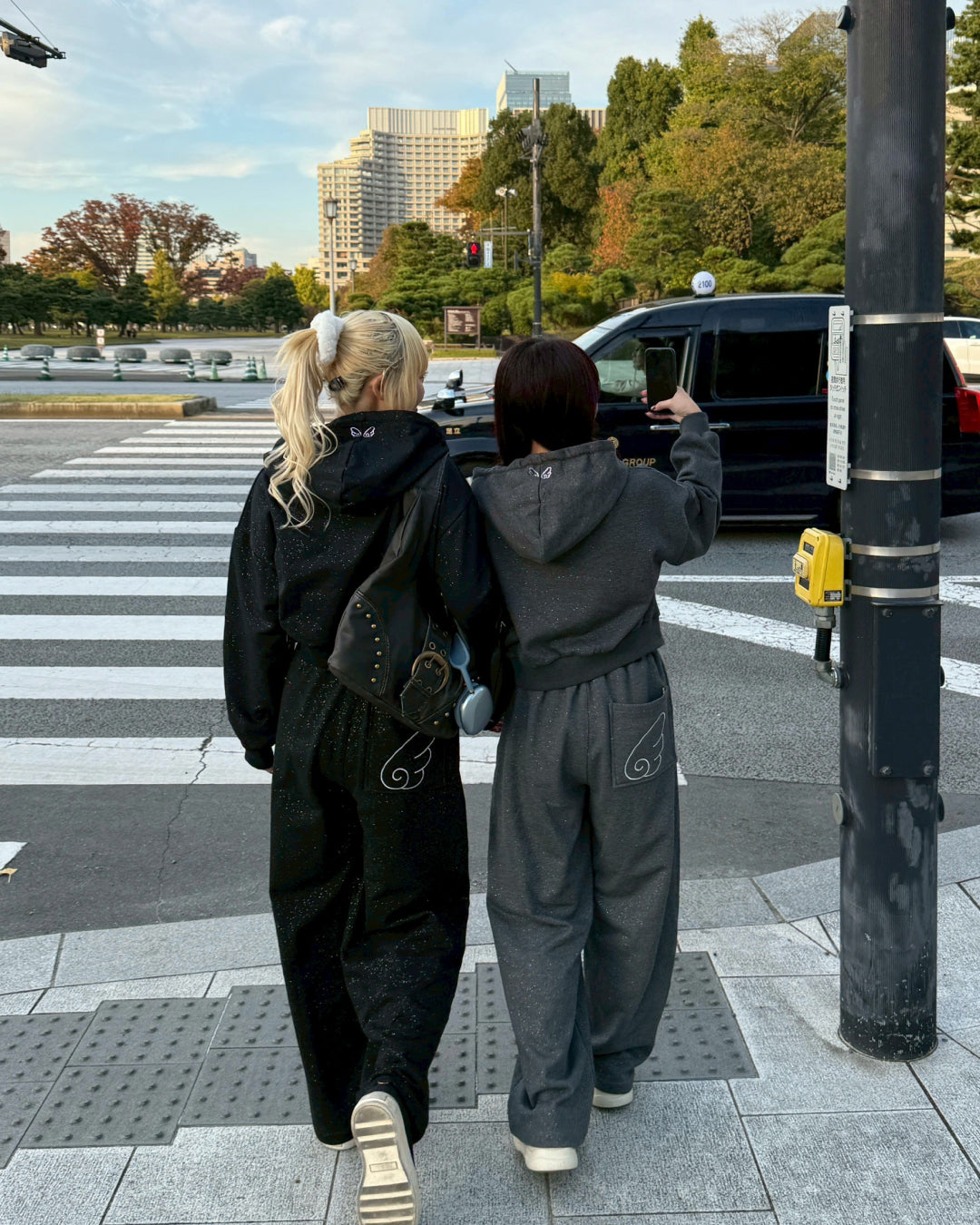 【再販 オリジナル 即納】ラメストーンスウェットパンツ HZ6001