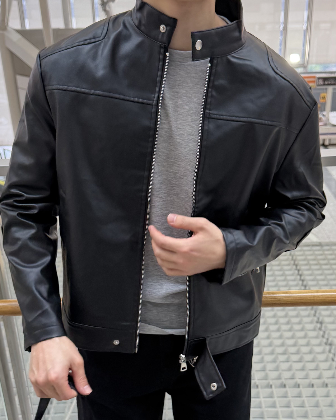 レザーライクフライトジャケット IK0395
