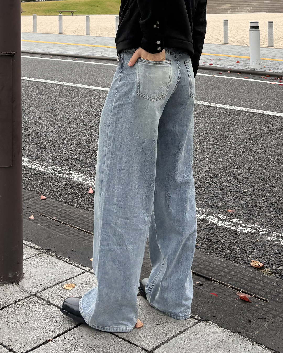 クロスベルトワイドストレートパンツ IK0519