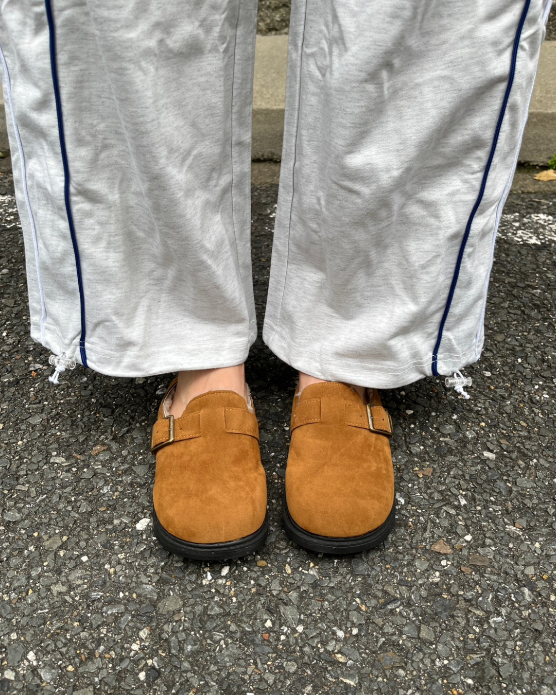 Loose line sweatpants K0007