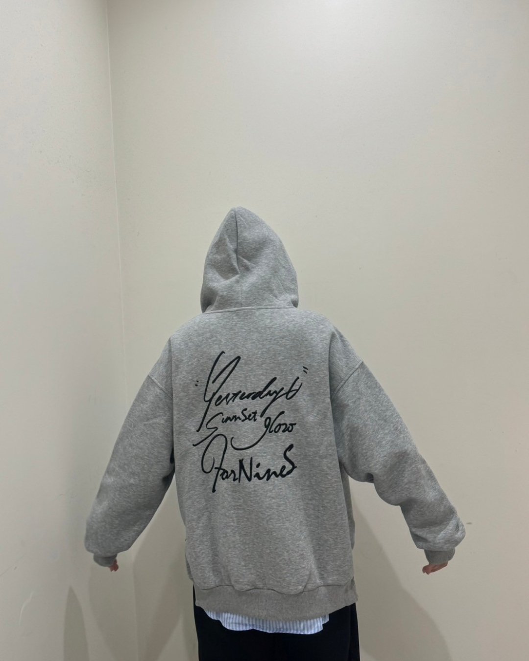 【即納】ヘビーウェイトバックプリントパーカー K0106