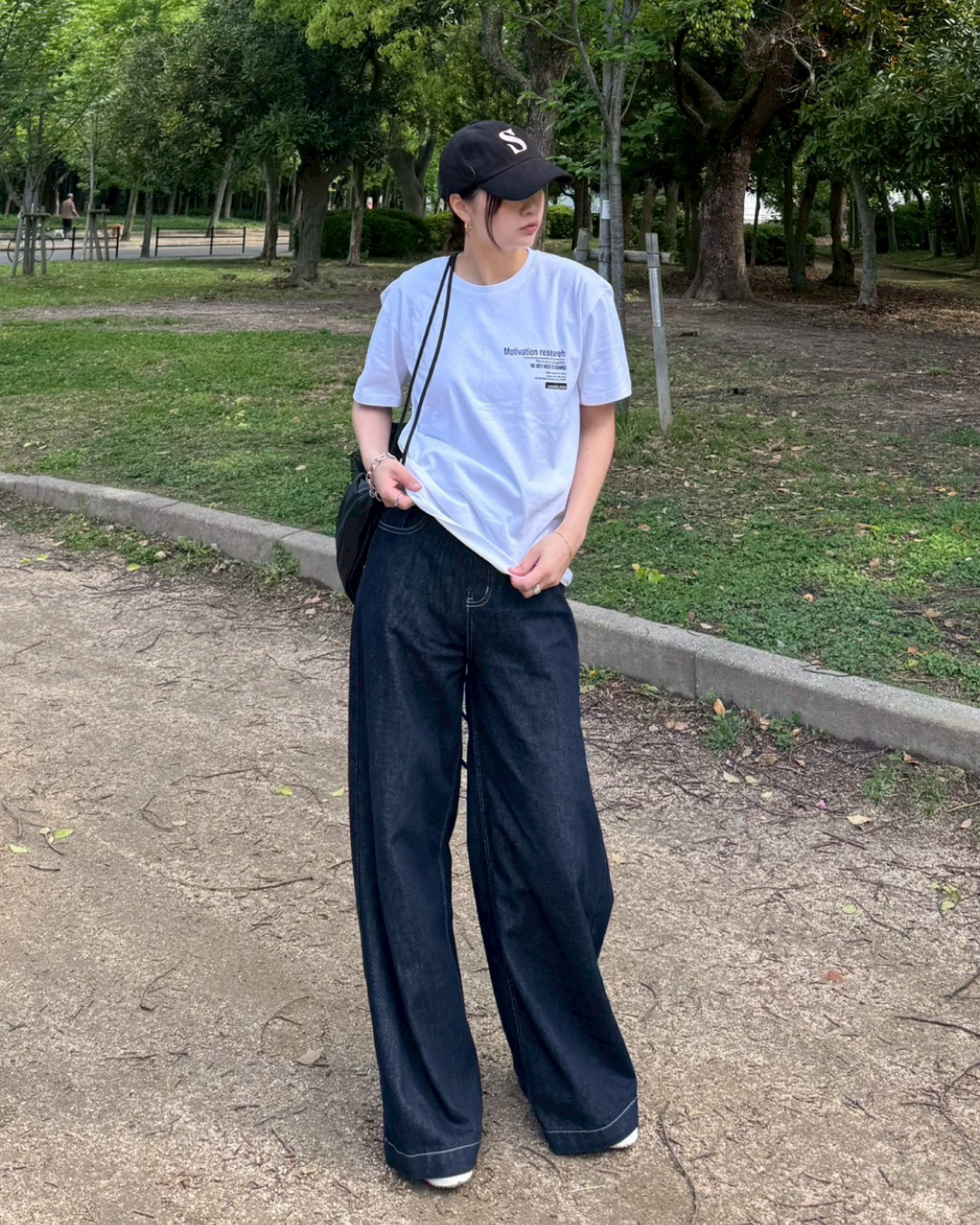 バックデザインTシャツ K0394