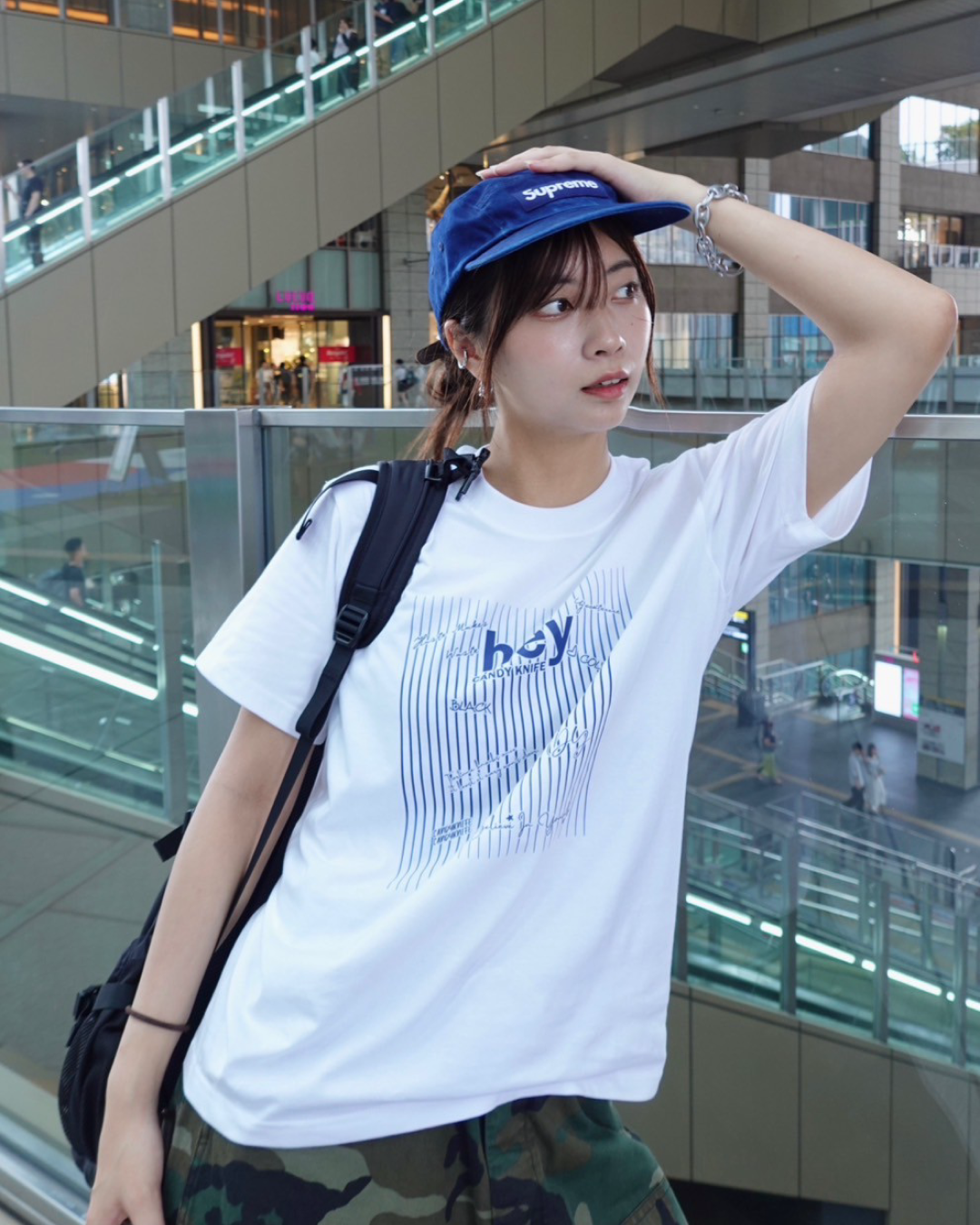 ストライプレタープリントTシャツ K1071