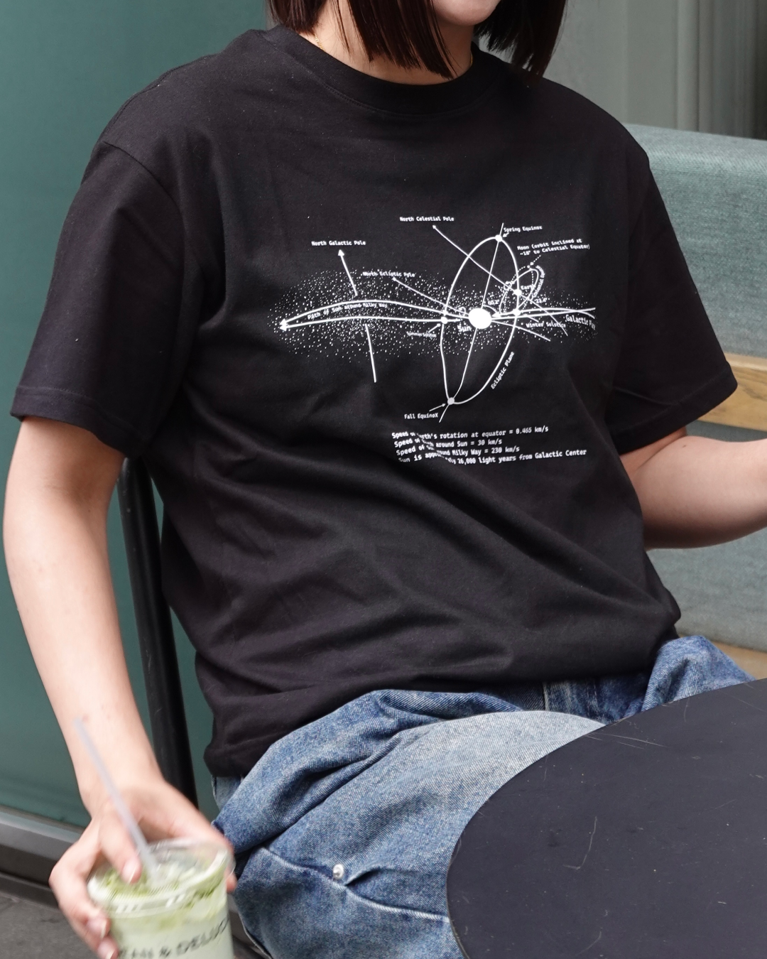 オービットグラフィック半袖Tシャツ K3180