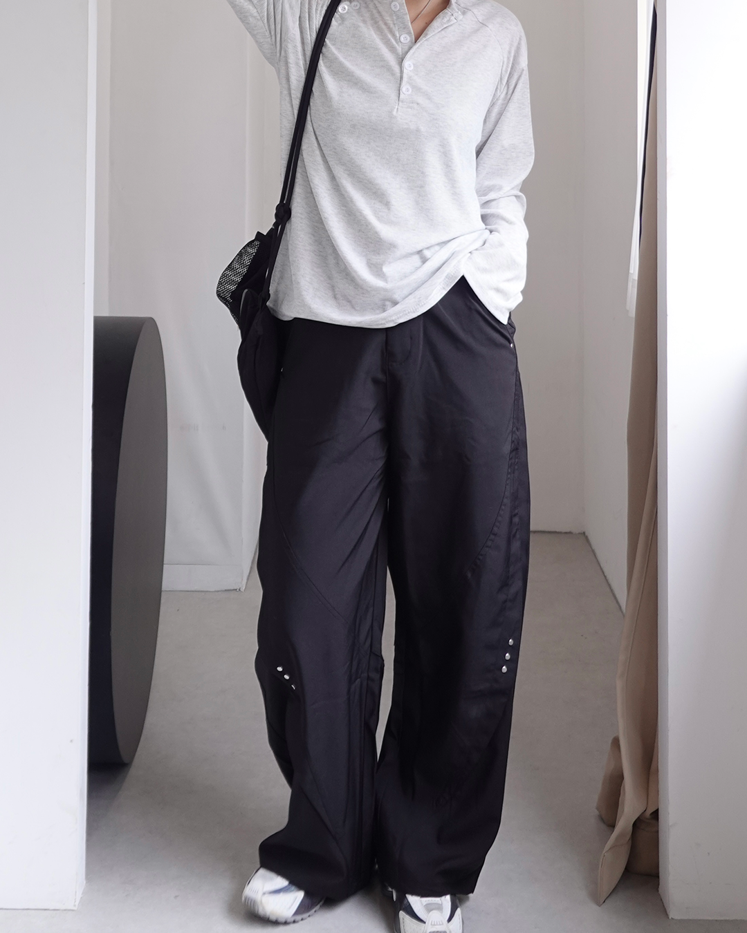 【再販】スタッズデザインワイドパンツ K0374