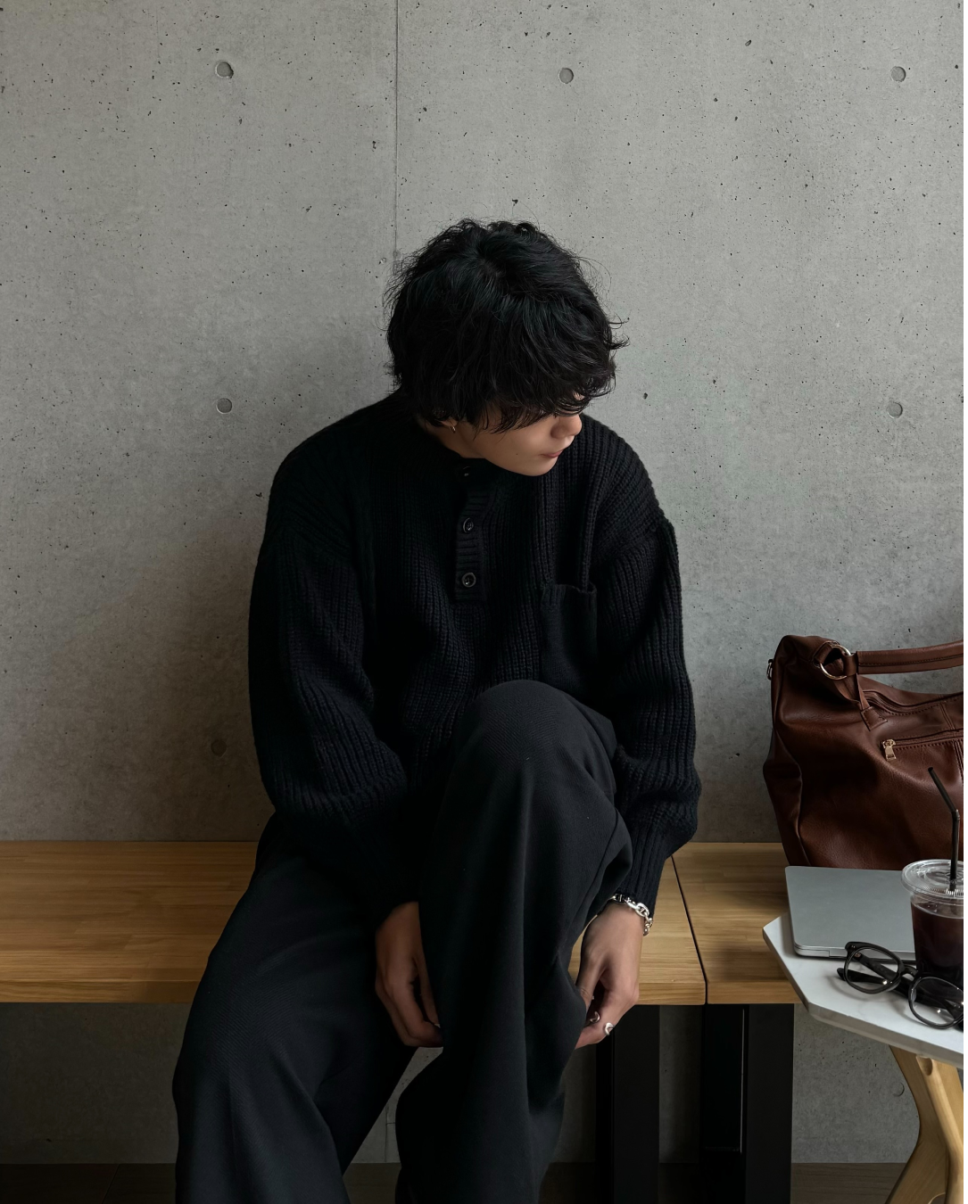 ラウンドネックケーブルニット KA1225