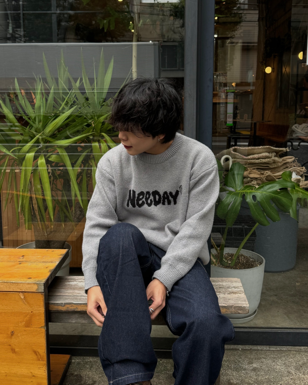 ラウンドネックロゴニット KA1309