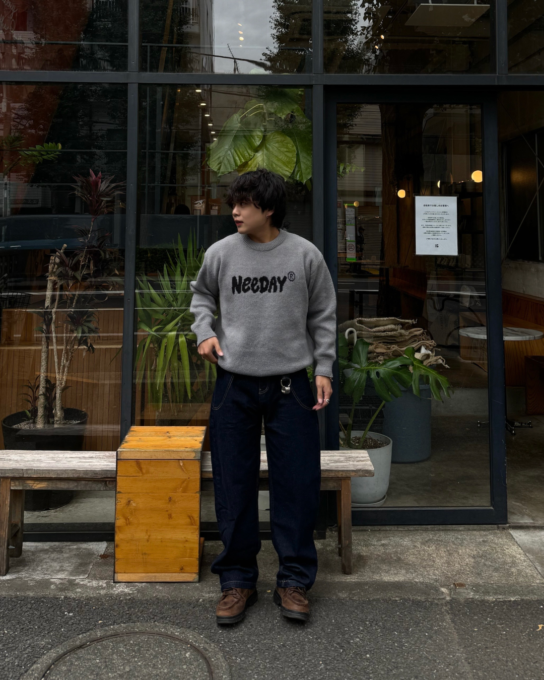 ラウンドネックロゴニット KA1309