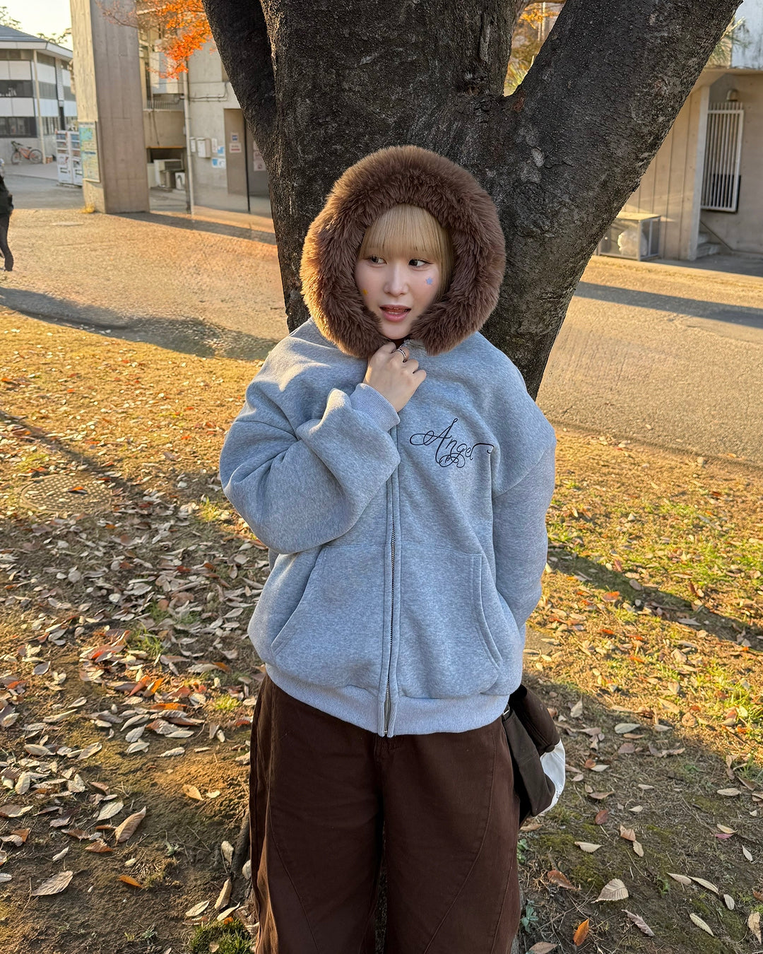 ルーズシルエットファージップアップフーディ
KC0180